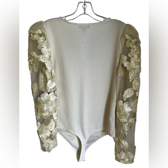 Express NWT Express Floral lace thong bodysuit - Picture 5 of 5